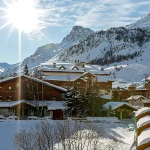 https://residence-le-lys-martagon.hotels-rhonealpes.com