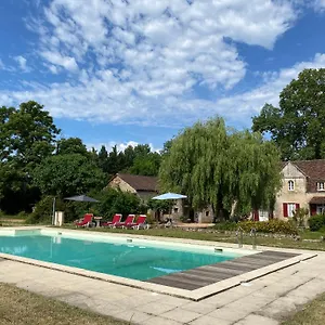 Sfeervol Vakantiehuis Op Landgoed Aan De Dordogne Prudhomat